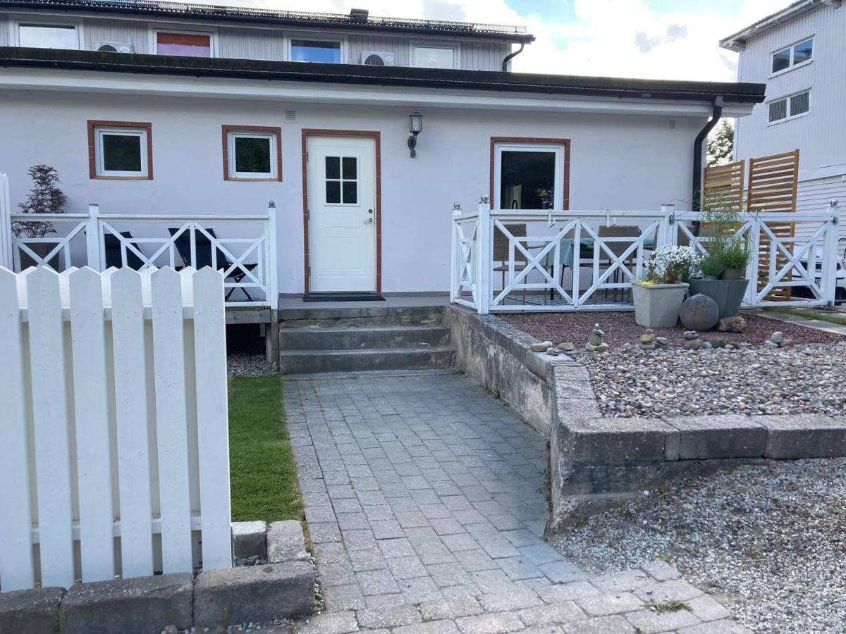 Enkelheten I Kivik Ngoại thất bức ảnh
